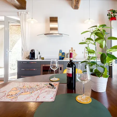 Tenuta La Santissima Bed and Breakfast 3*