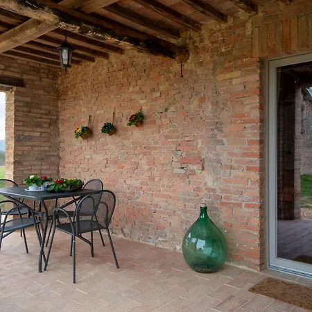 Bed & Breakfast Tenuta La Santissima San Rocco a Pilli