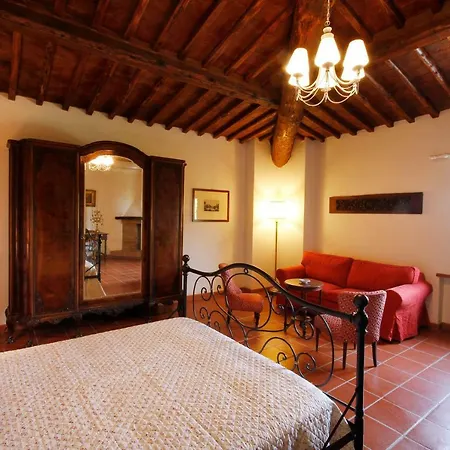 Tenuta La Santissima Bed & Breakfast 3*