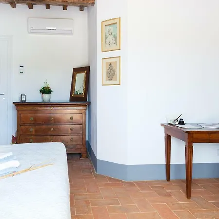 Tenuta La Santissima Bed & Breakfast 3*